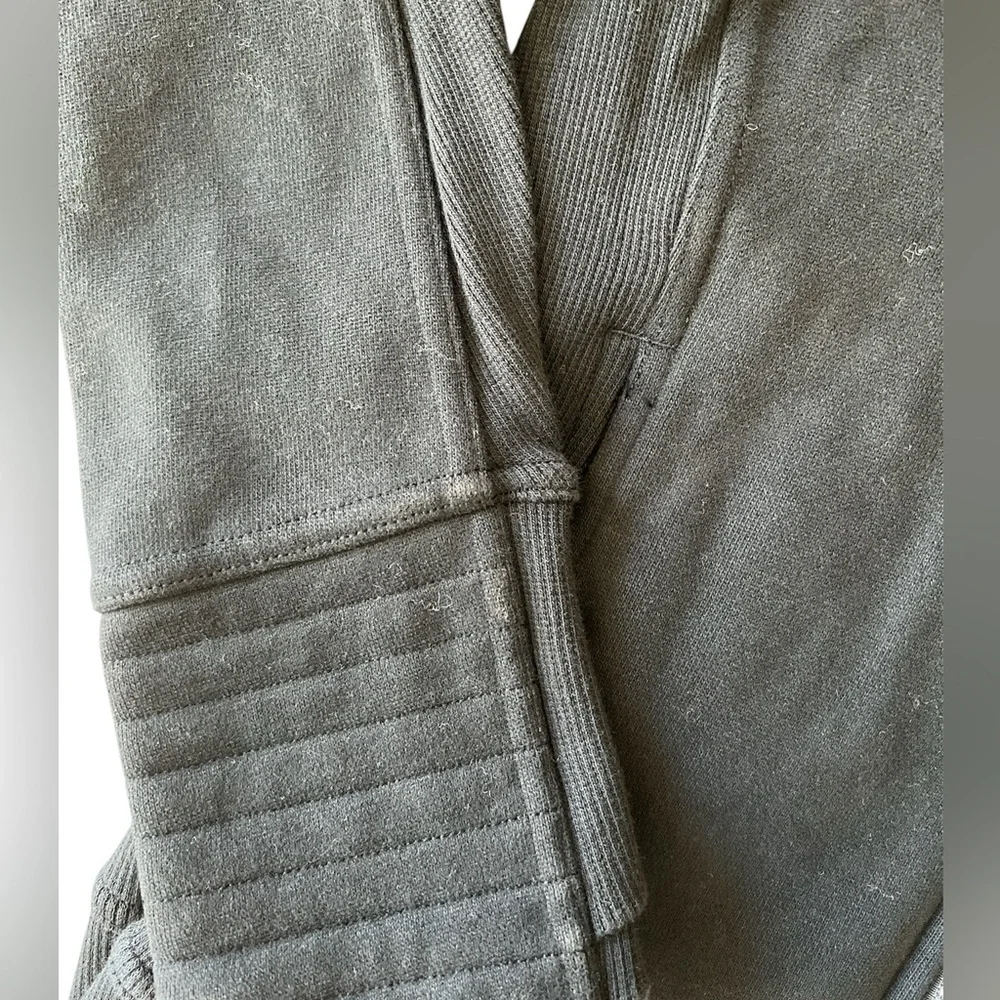 Lululemon Radiant‎ Jacket II Black size 6